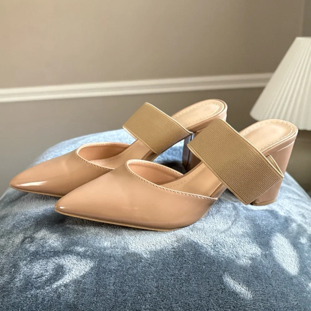 Nude Patent Pointed Toe Block Heel Mules Elastic Strap Size 38 Chic
